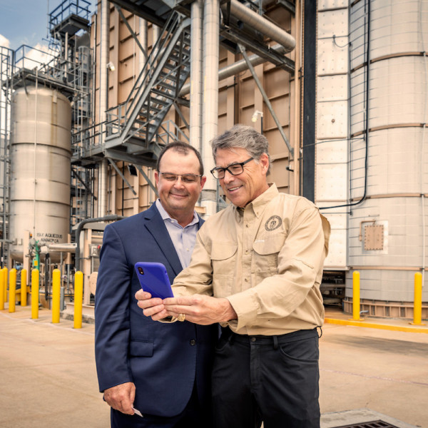 Secretary of Energy Rick Perry captures his own photo of his visit to TECO.